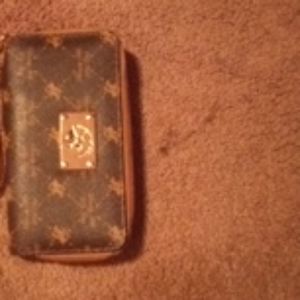 Beverly hills Polo club clutch